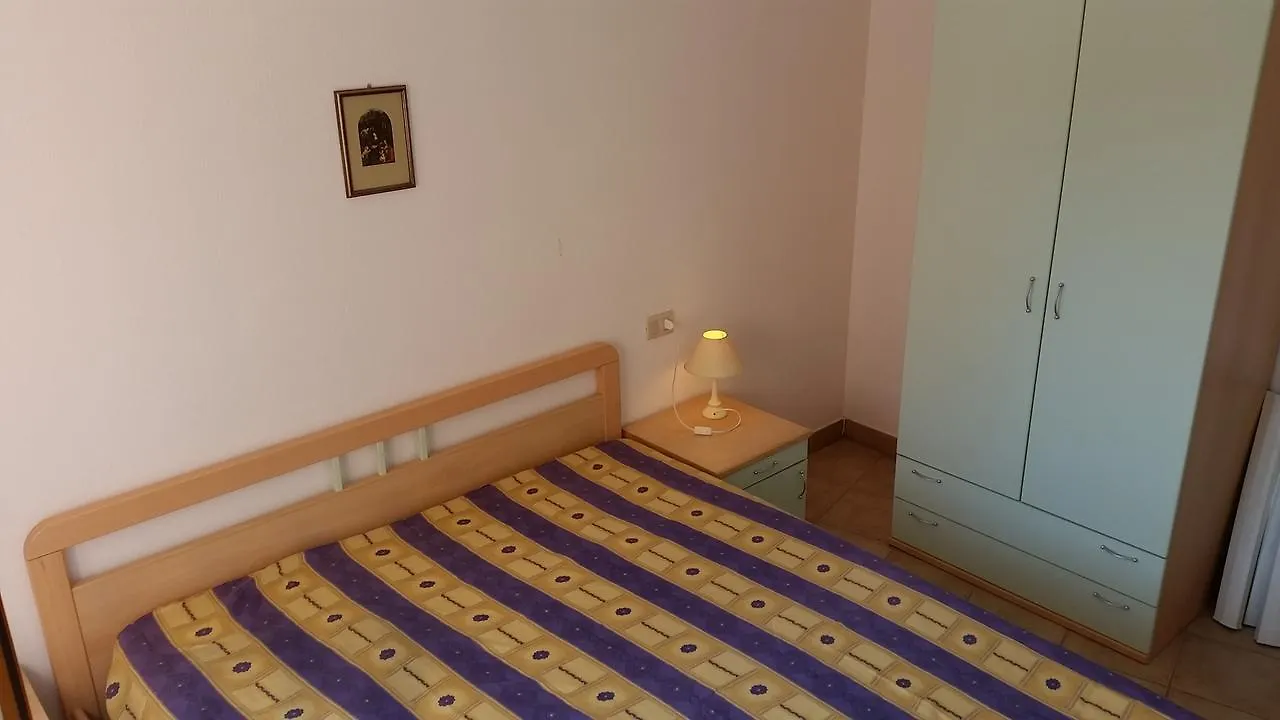 Lejlighedshotel Verande Tanca Torre Isola Rossa