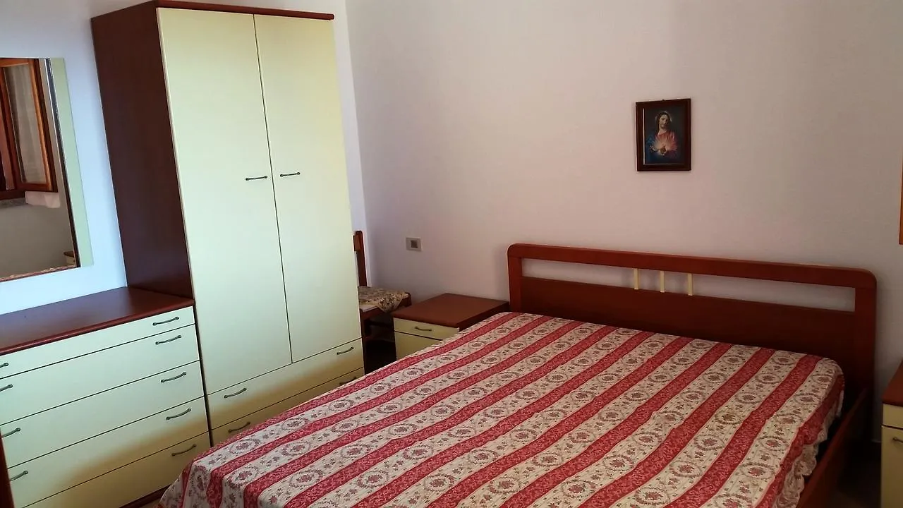 Verande Tanca Torre Изола-Росса Апарт-отель