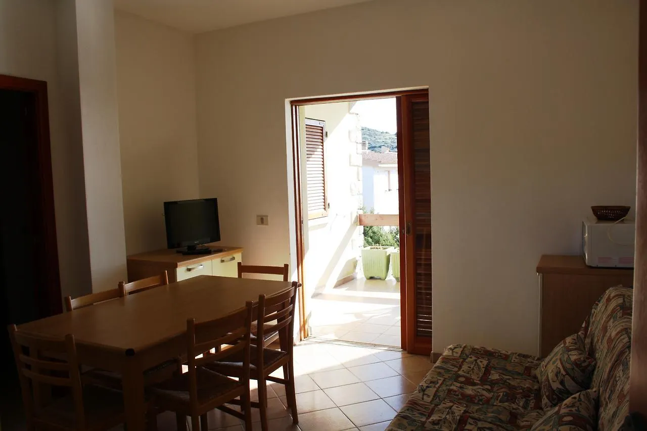 Lejlighedshotel Verande Tanca Torre Isola Rossa  Italien
